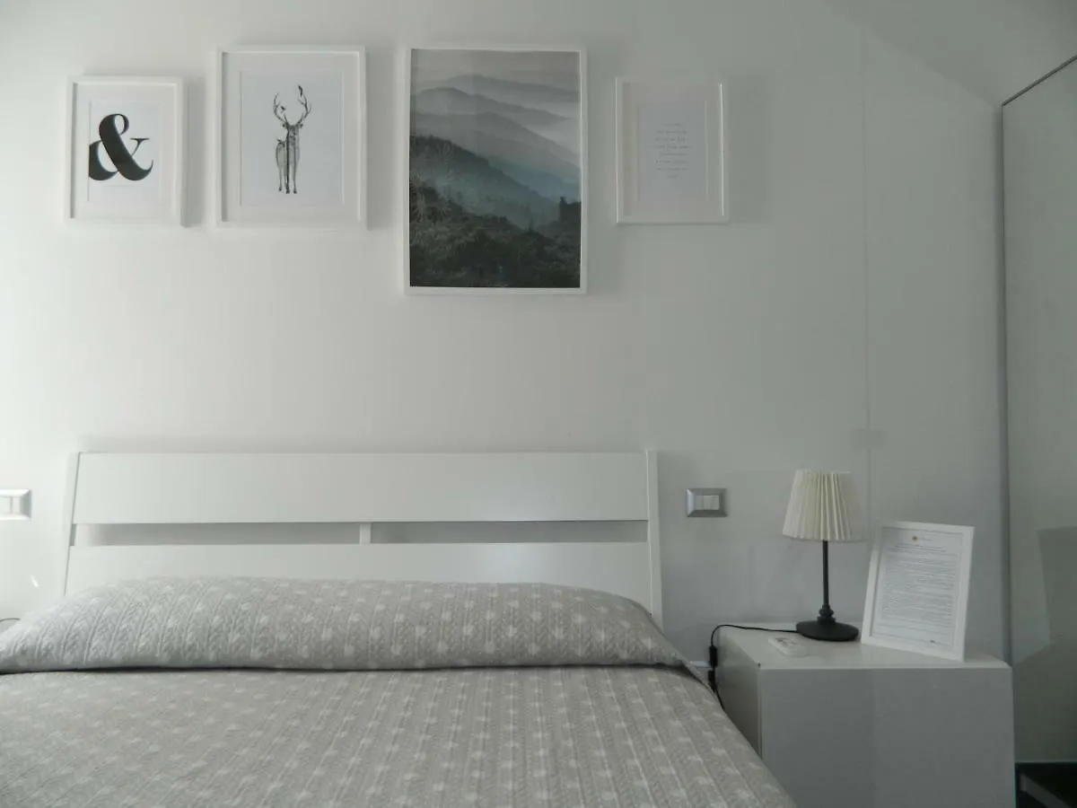 Hotel La Pomposa Dei Gallucci Modena Apartmán